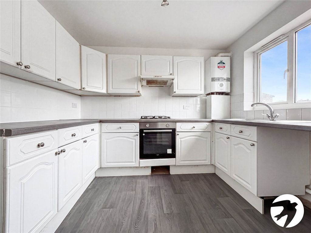 Property photo 2 of 12 Picture No. 02