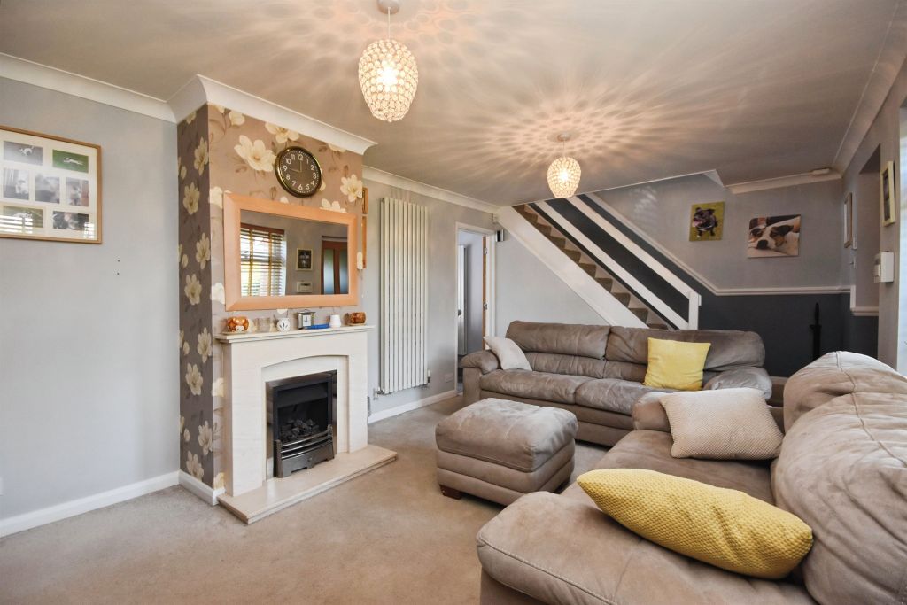 Property photo 2 of 17