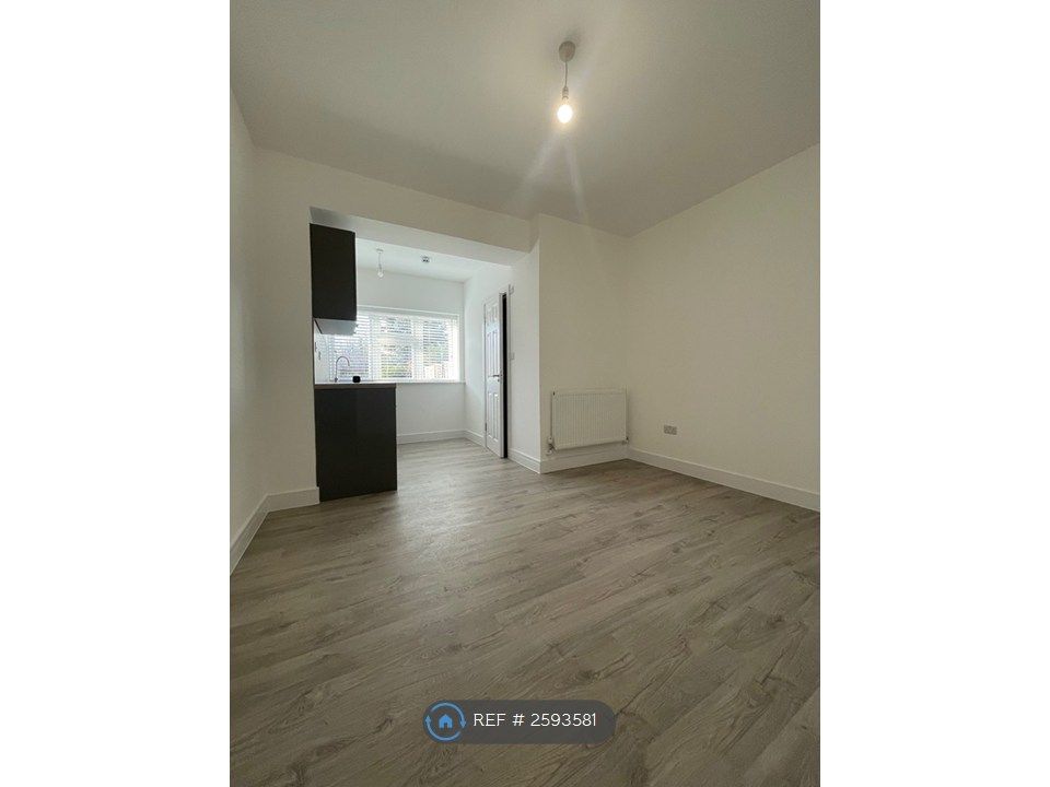 Property photo 1 of 5 Studio Room