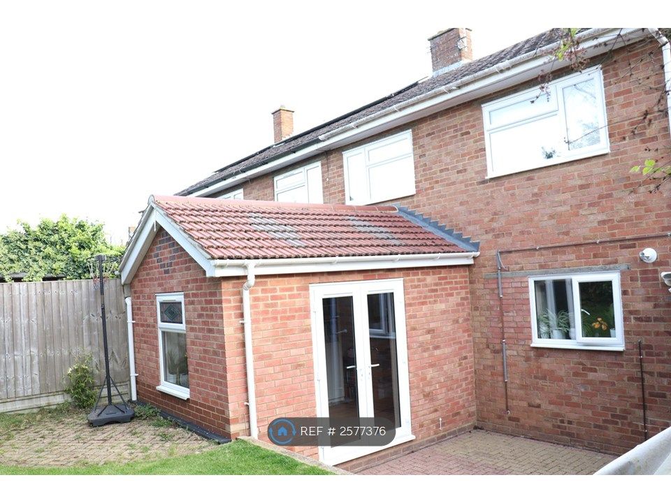 Property photo 2 of 18