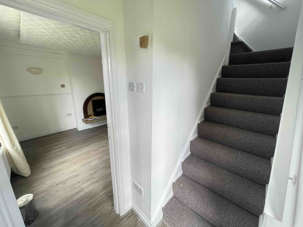 Property photo 2 of 11 Gallery