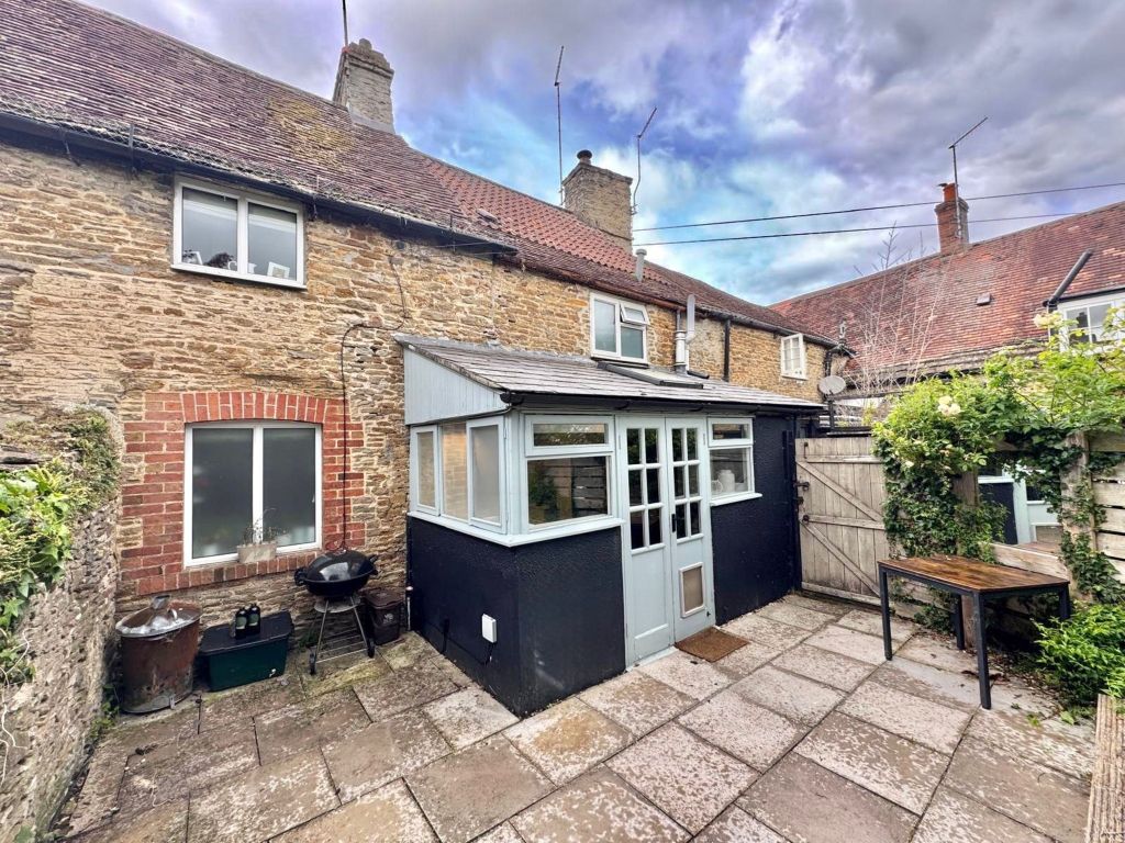 Property photo 2 of 22