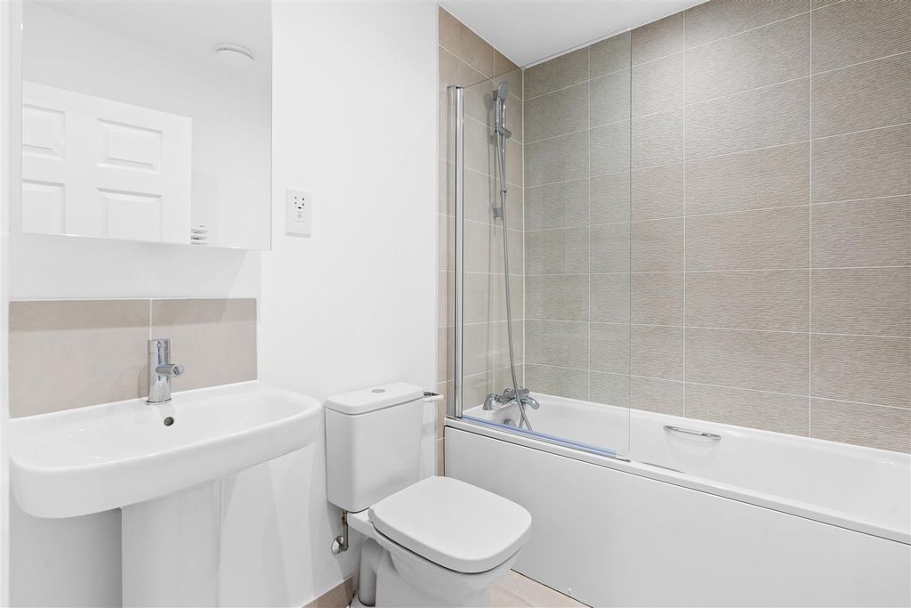 Property photo 3 of 28 The Shire T1 (11).Jpg