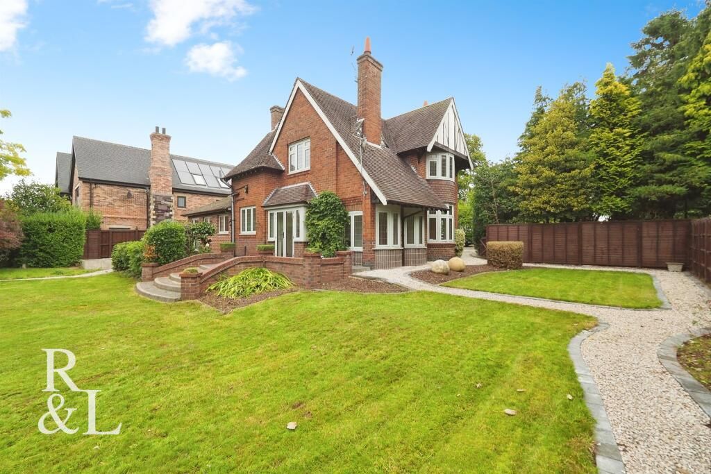 Property photo 1 of 39 Royston&Lund (3).Jpg
