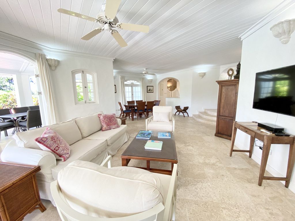 Property photo 3 of 22