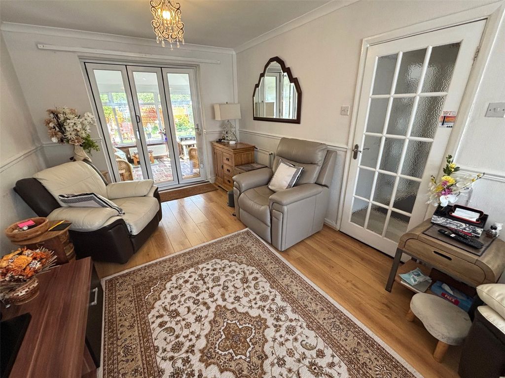 Property photo 2 of 14 Picture No. 13