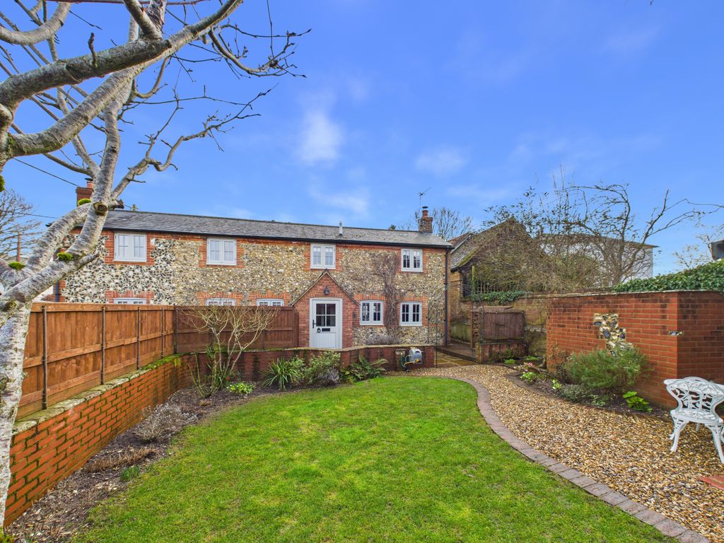 Property photo 1 of 28 Front 2