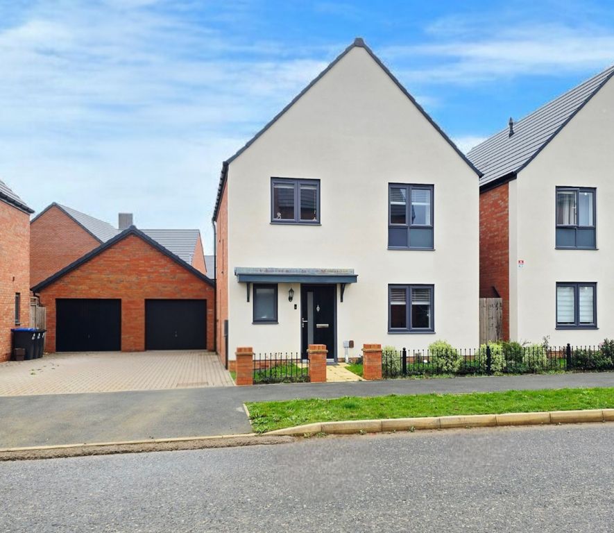 Property photo 1 of 13 Front