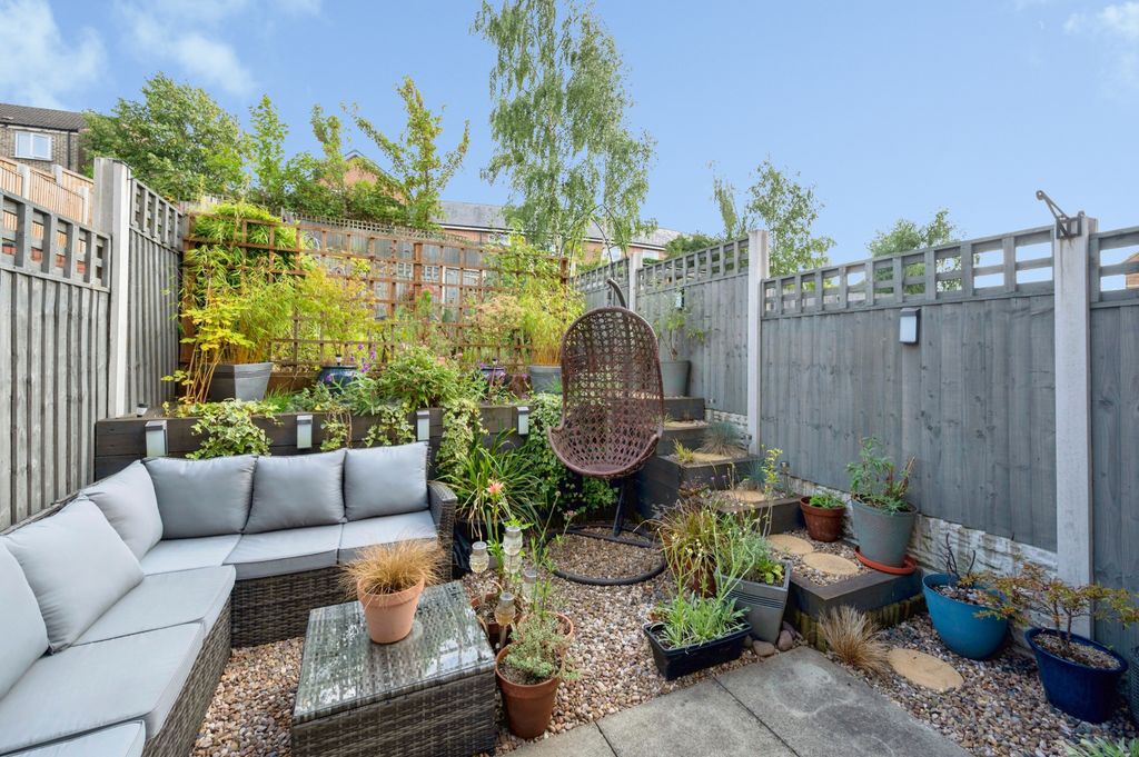 Property photo 2 of 23 Img_1694