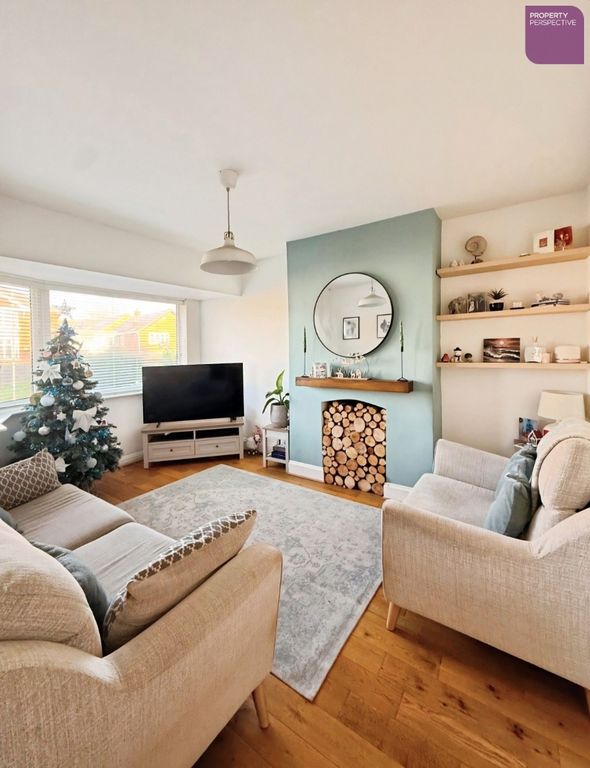 Property photo 2 of 15 Pbox-Img.Jpg