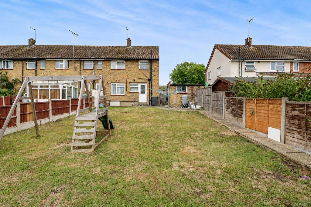 Property photo 2 of 20