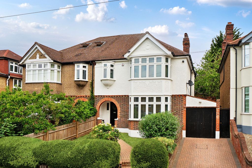 Property photo 1 of 19 External