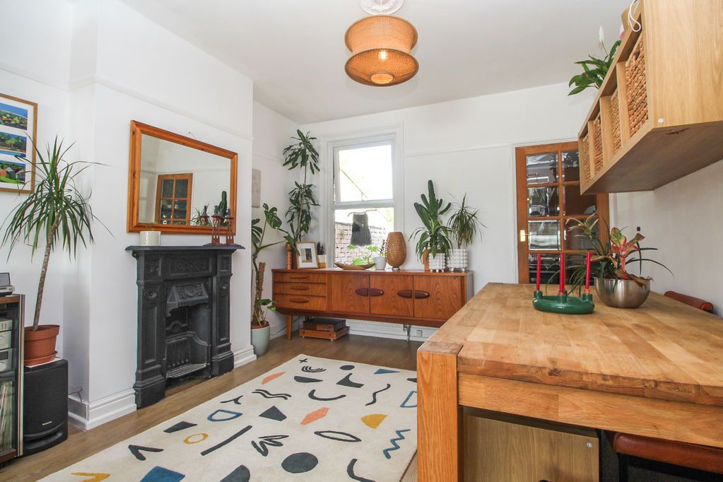 Property photo 3 of 16 Dining Room