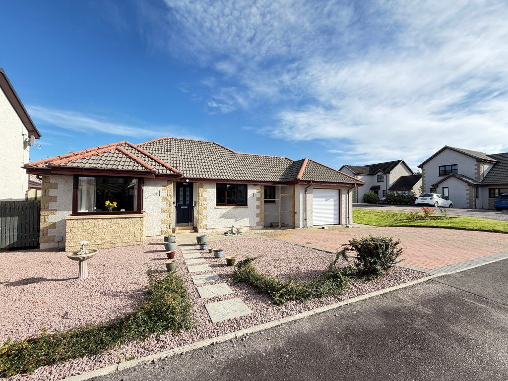 Property photo 2 of 16