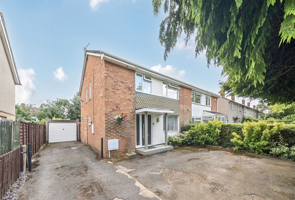 Property photo 1 of 12 1331036-2-688cc03...