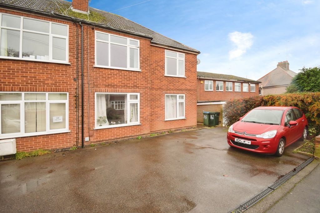 Property photo 1 of 14 Front