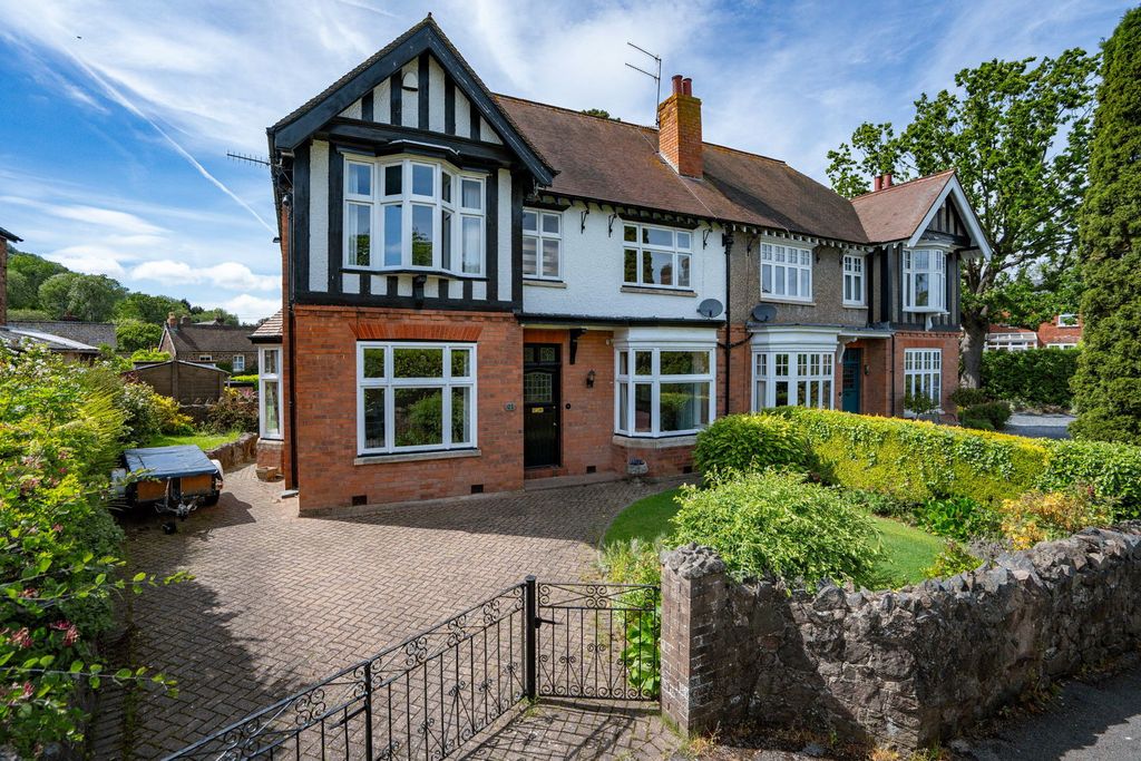 Property photo 1 of 30