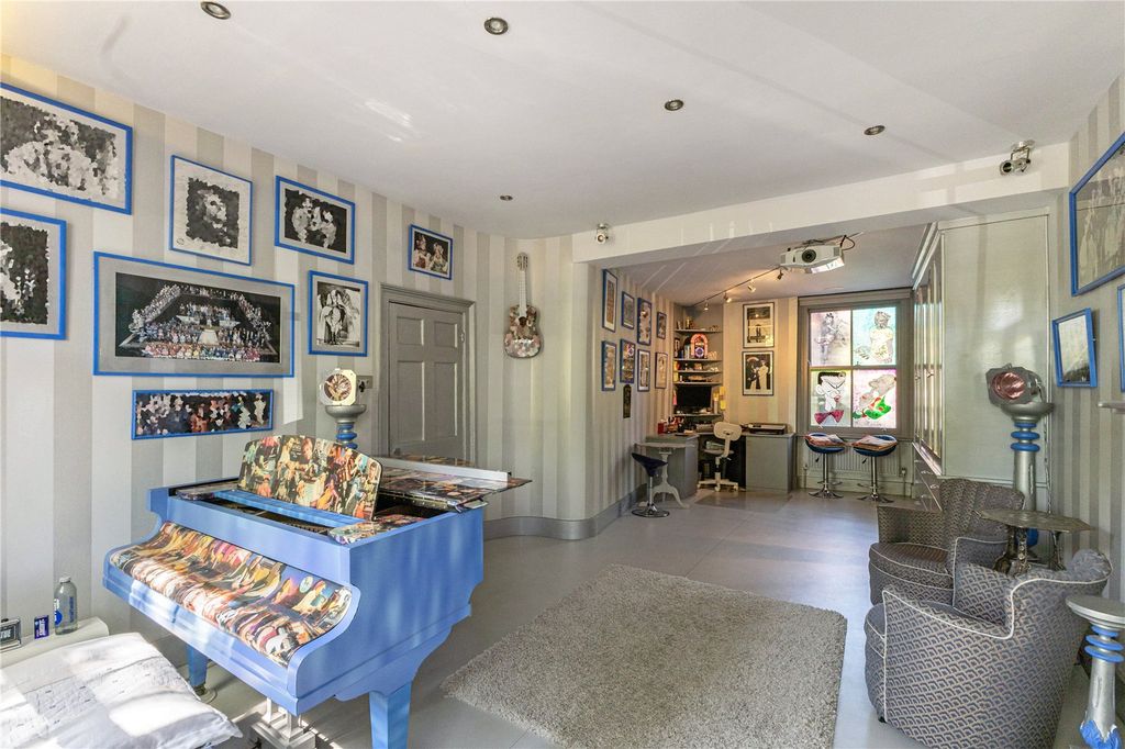 Property photo 3 of 15 Music &amp; Cinema Room
