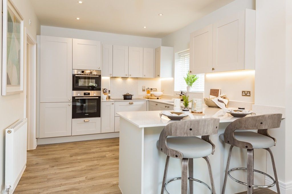 Property photo 3 of 14 Cross Trees Park, Shrivenham