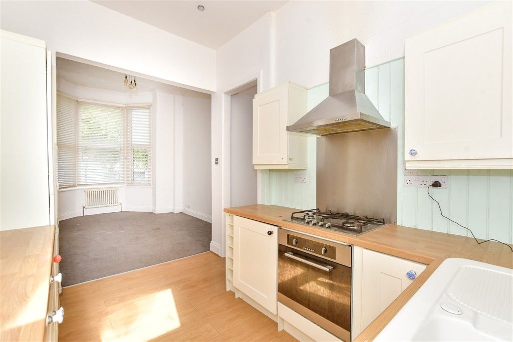 Property photo 1 of 8 Kitchen