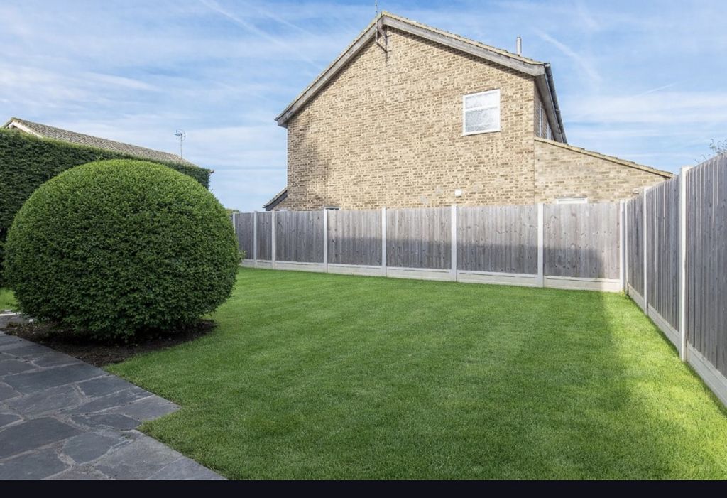 Property photo 2 of 15