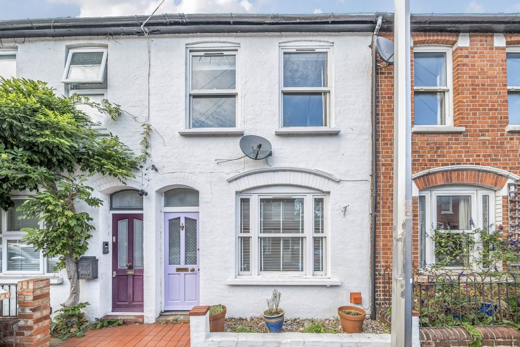 Property photo 1 of 17 1363959-1-68E6989...