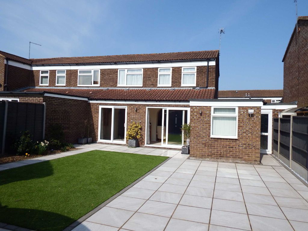 Property photo 2 of 18 Photo