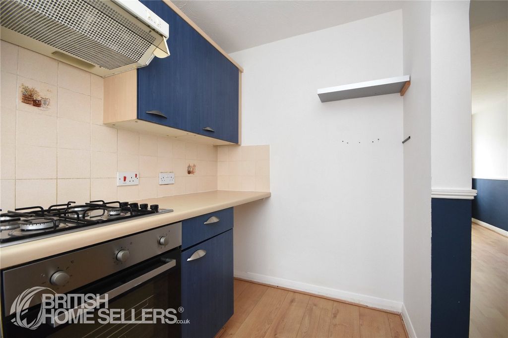 Property photo 3 of 15 Picture No. 26