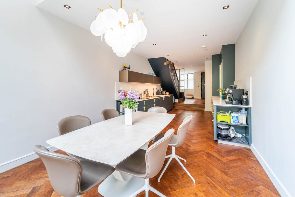 Property photo 3 of 19 Ndb06276