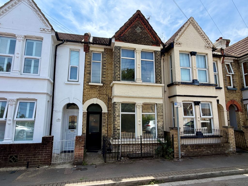 Property photo 1 of 7