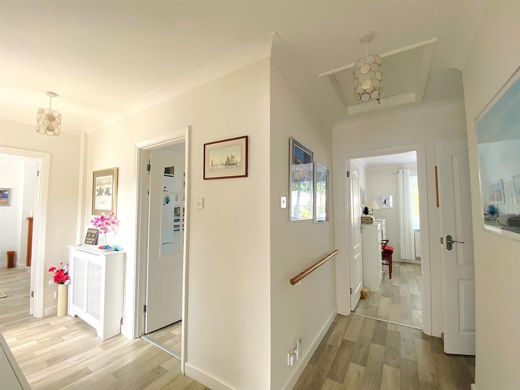 Property photo 3 of 18 60 Birkdale - Hall.Jpg