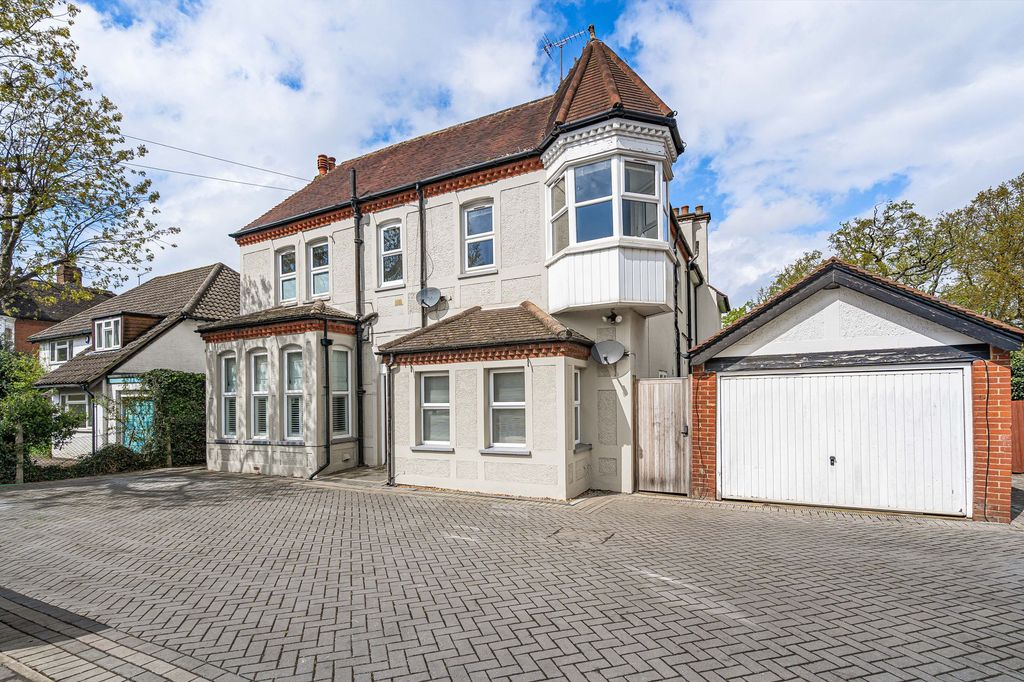 Property photo 1 of 10