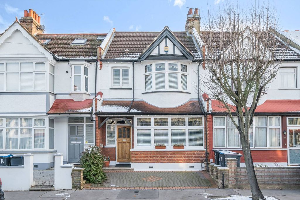Property photo 1 of 12