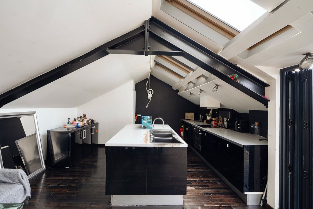 Property photo 3 of 27 331907 - Mp09245.Jpg