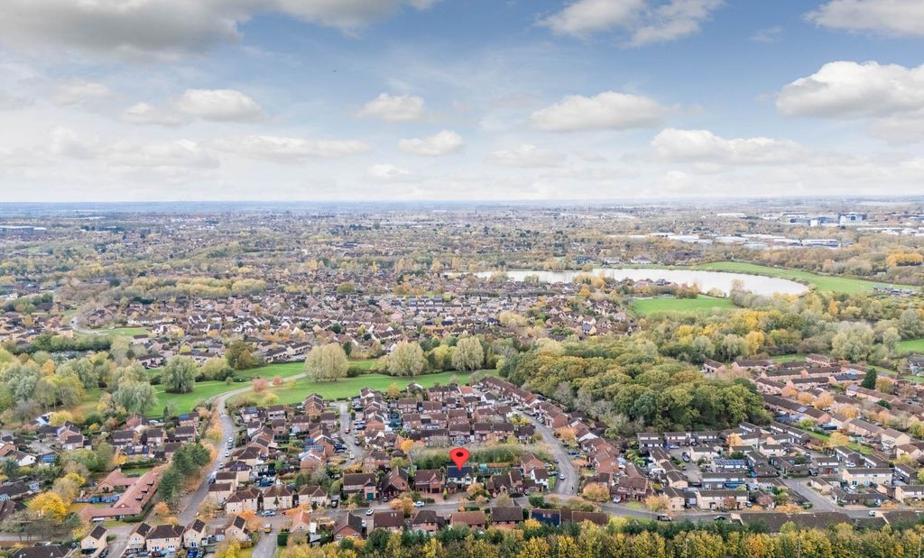 Property photo 2 of 23