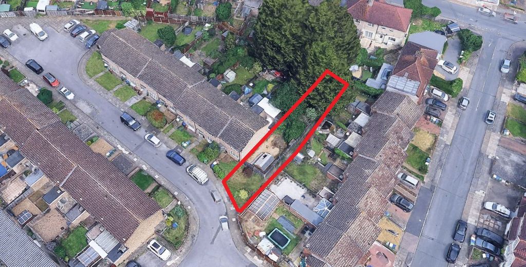 Property photo 2 of 7