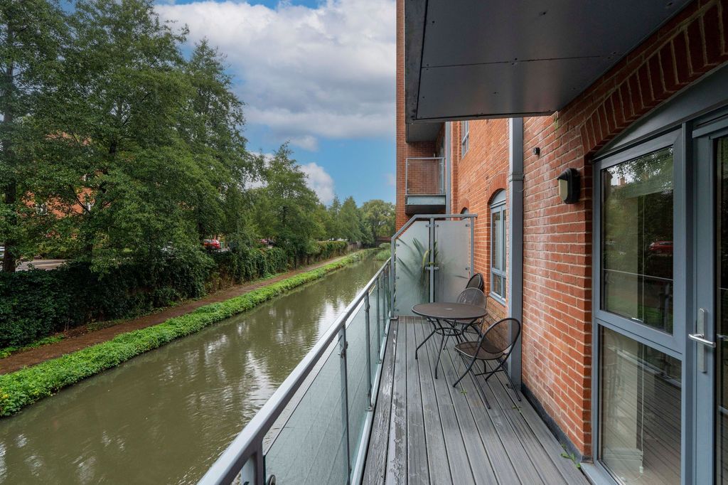 Property photo 1 of 12 Balcony