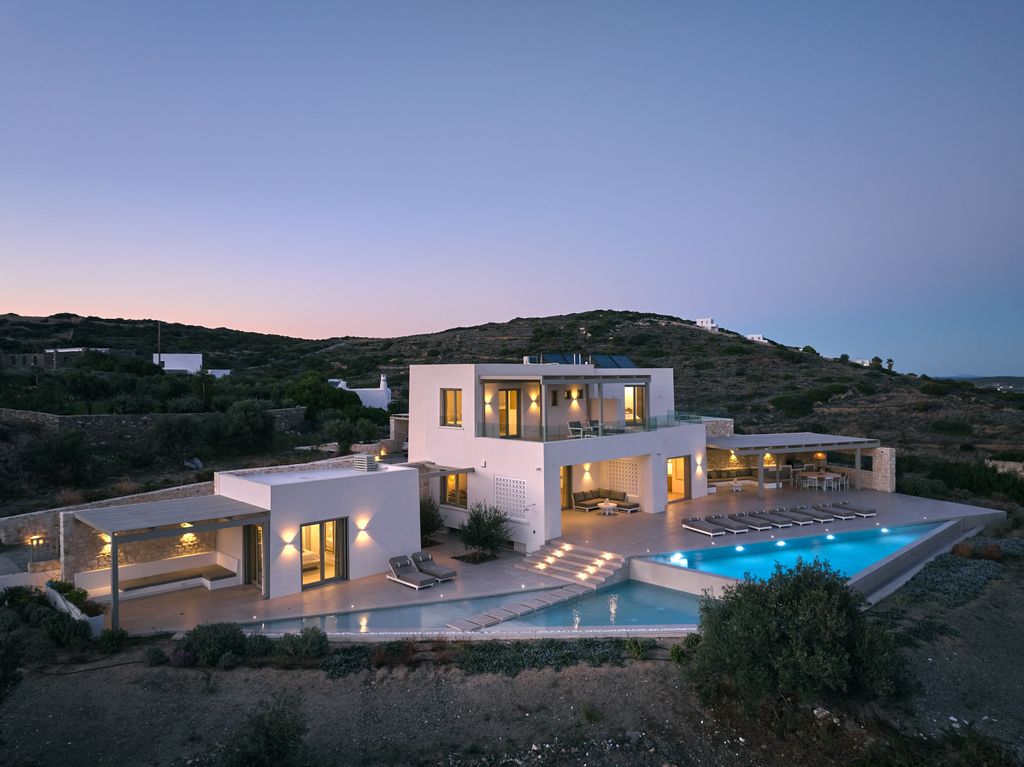 Property photo 1 of 38