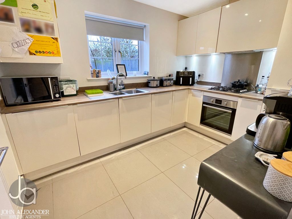 Property photo 3 of 18 20260213_141816580_0.5