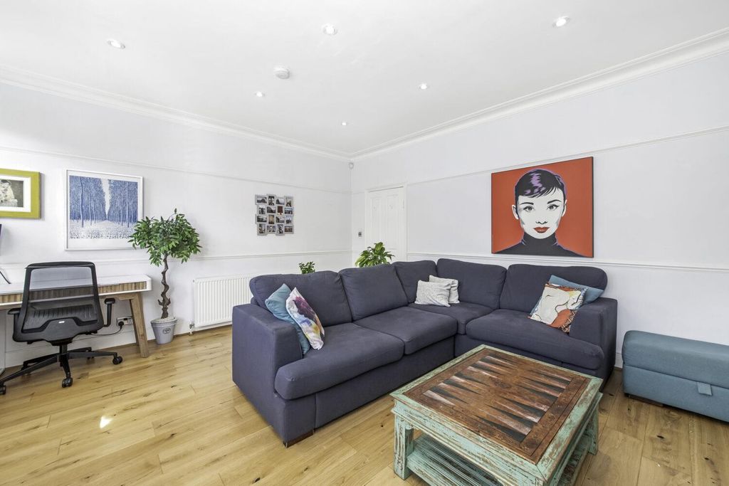 Property photo 3 of 10 2.Jpg