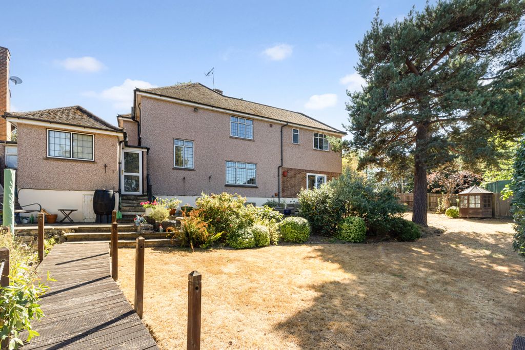 Property photo 1 of 25