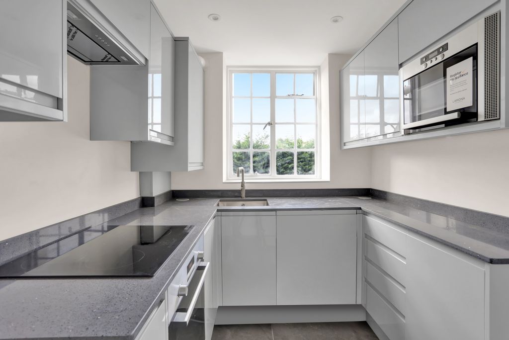 Property photo 2 of 7 8W7A1466