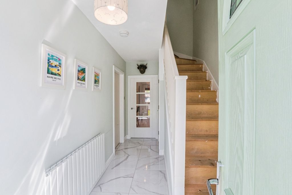 Property photo 2 of 27 Pbox-Img.Jpg