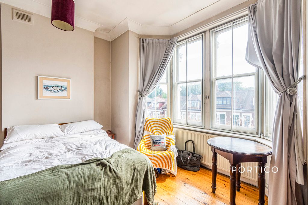 Property photo 3 of 9 Pbox-Img.Jpg