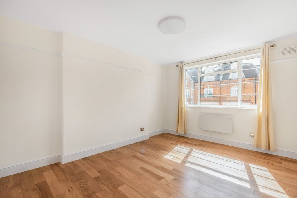 Property photo 1 of 6 824907 (2)