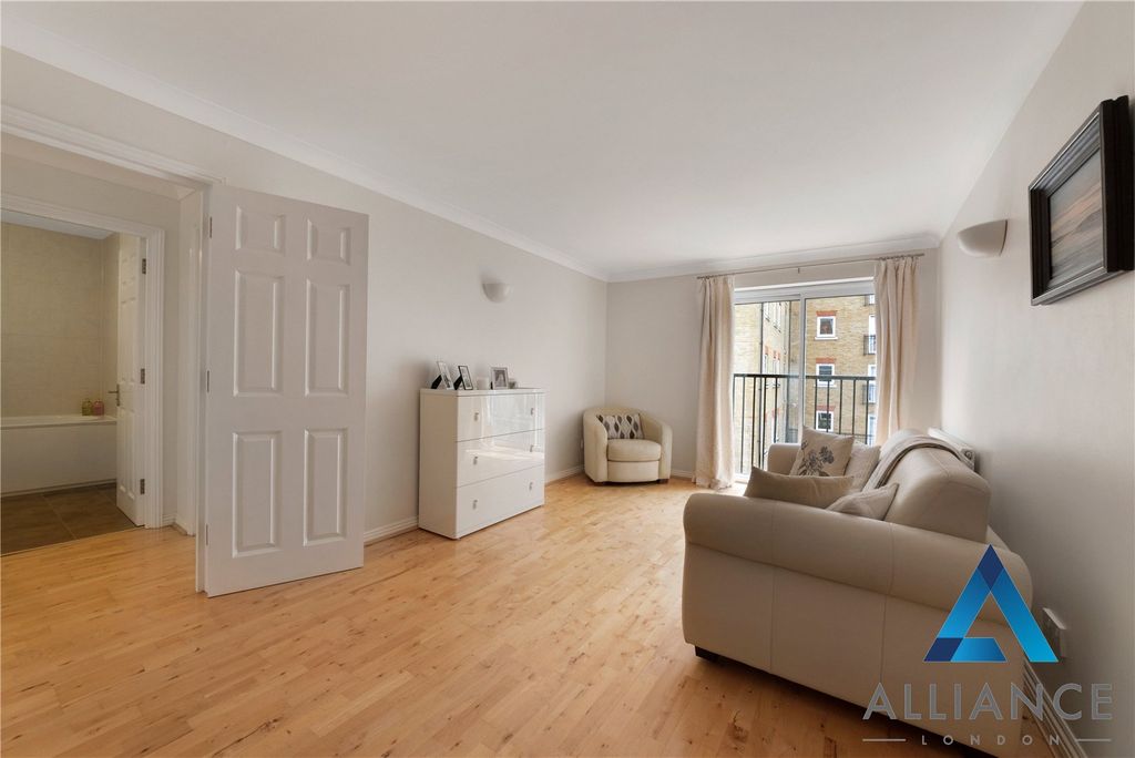 Property photo 2 of 14 Picture No. 12