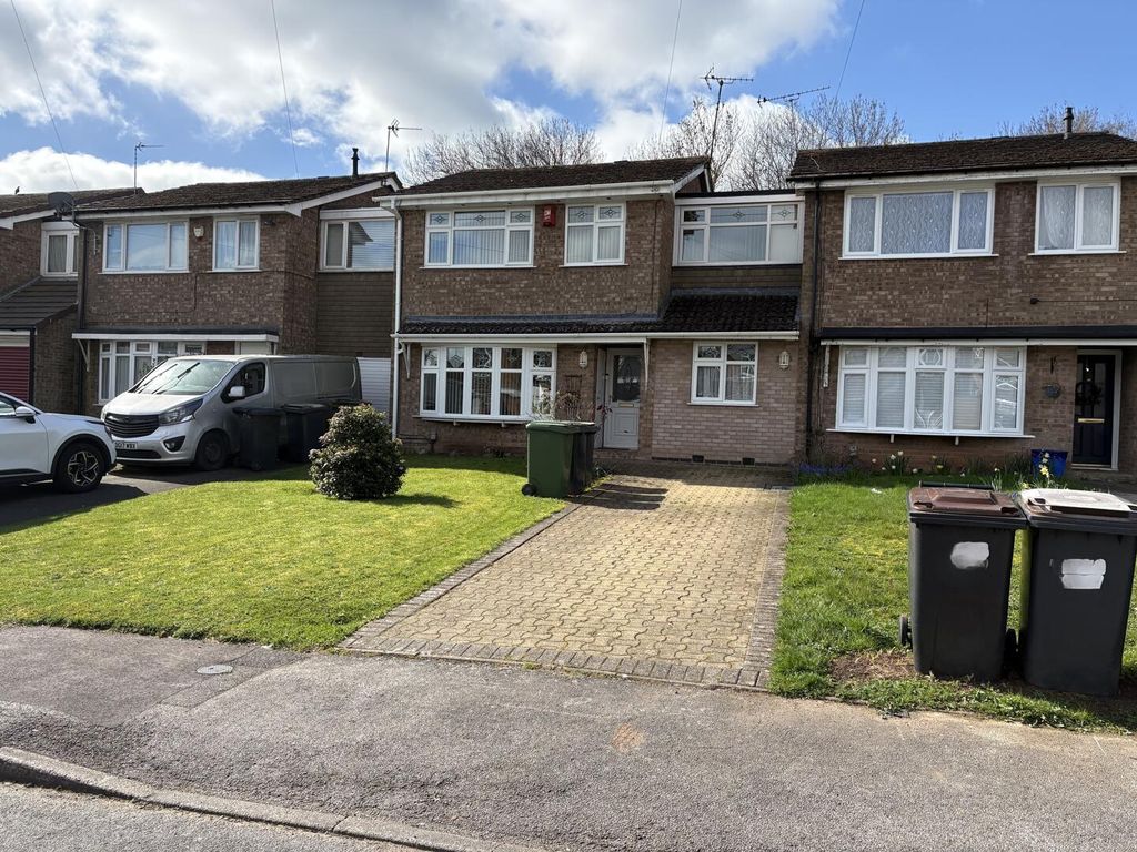 Property photo 1 of 13 Front (Exterior)