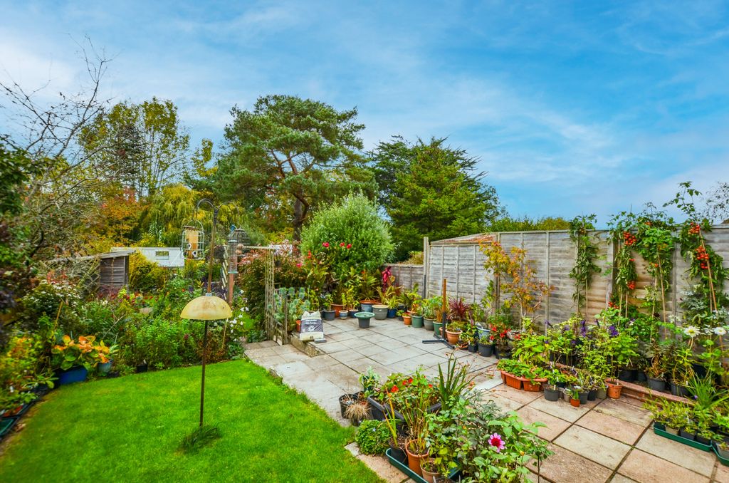 Property photo 2 of 26