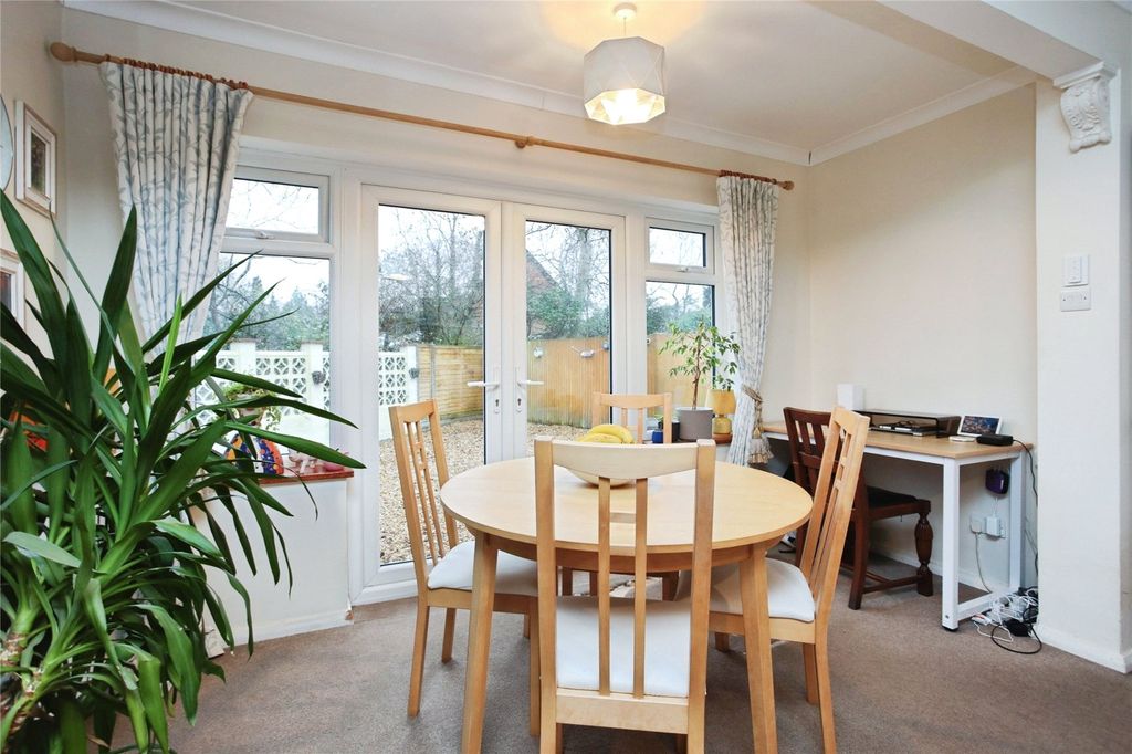 Property photo 3 of 11 Picture No. 18