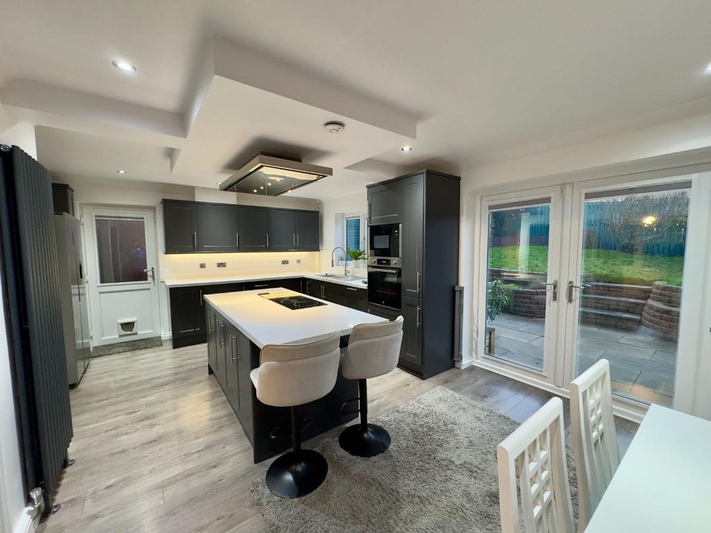 Property photo 2 of 33 Image00057.Jpeg